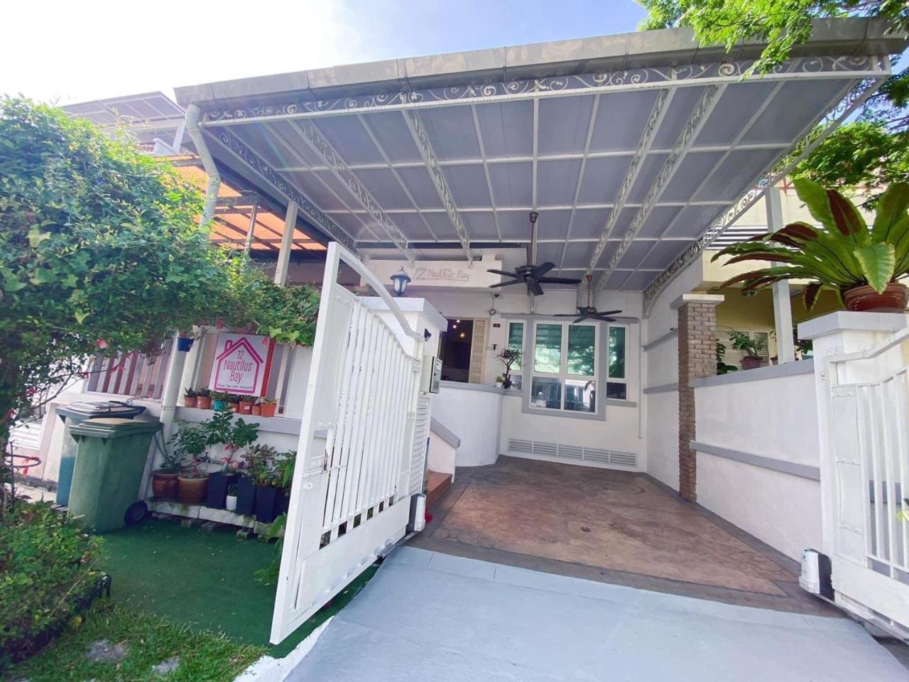 Nautilus Bay Home Inn ジョージタウン エクステリア 写真